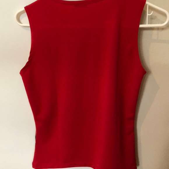 Funky and Fun sleeveless top - Picture 4 of 4